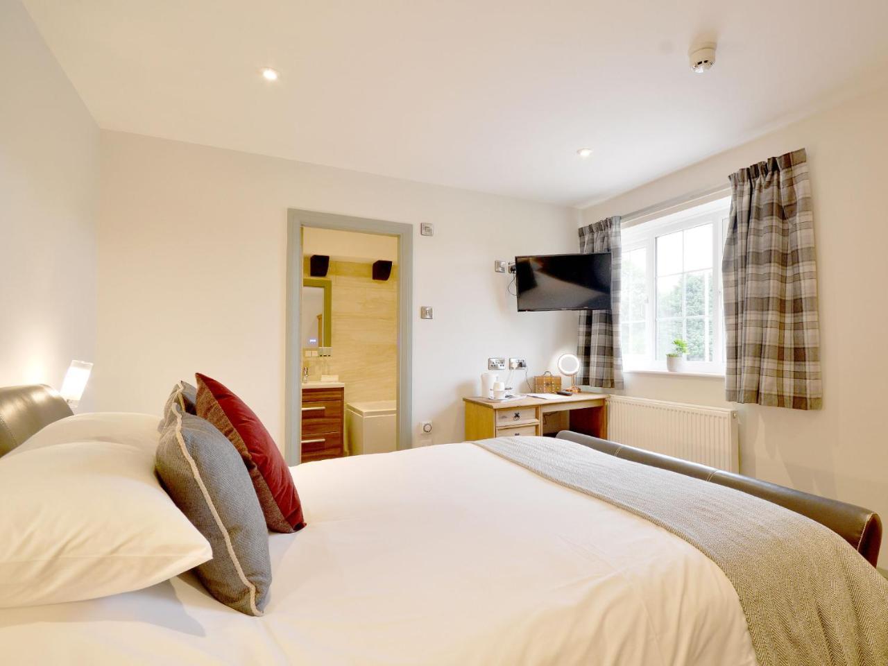 The Cayley Arms Inn Pickering Eksteriør billede